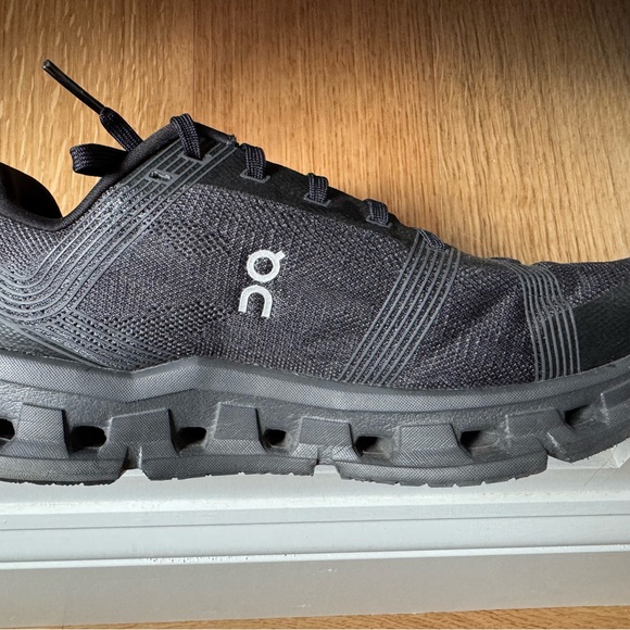 On Cloud 5 (2023-2024) Running shoe - Picture 2 of 6